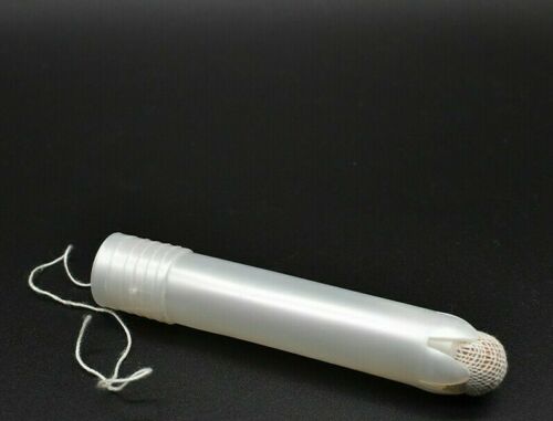 SOFT AND MOIST YONI PEARLS + APPLICATOR